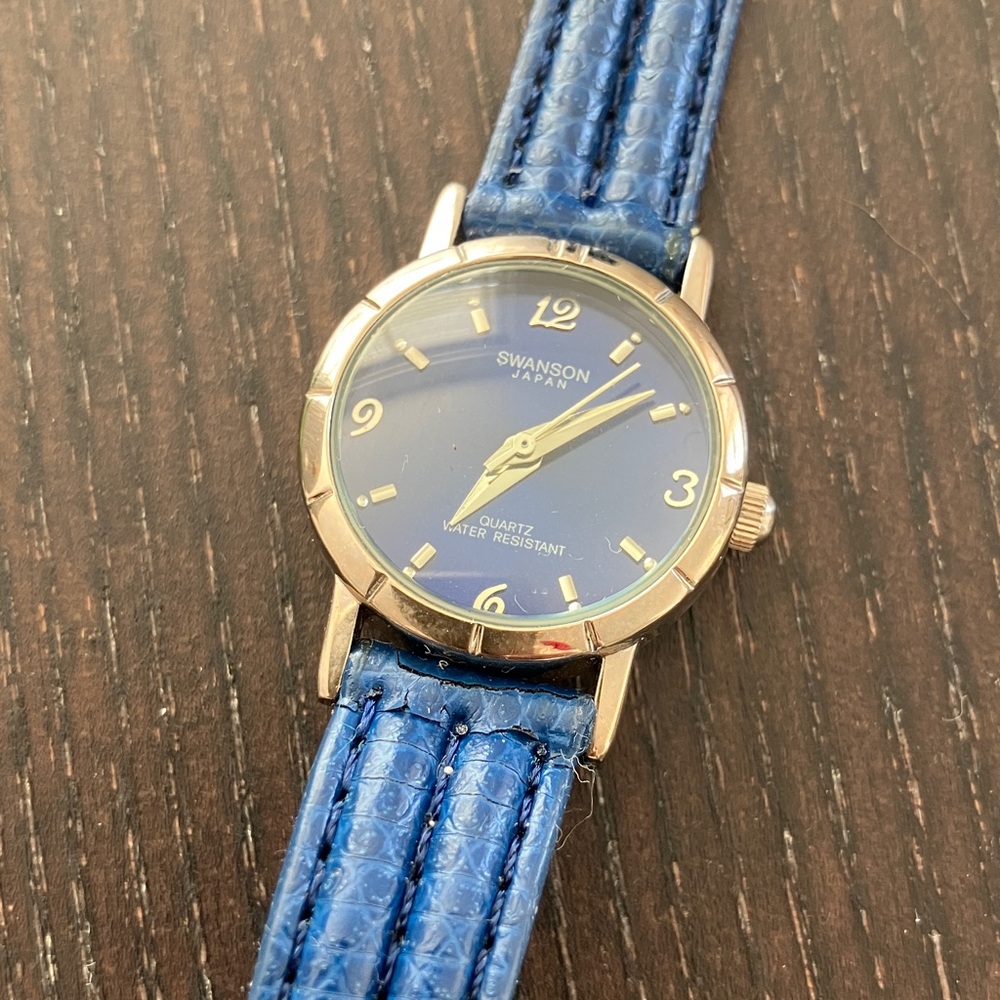 VTG Swanson Japan Blue Leather Strap Round Silver tone Watch